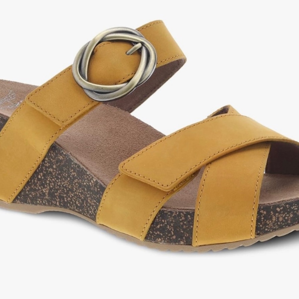 Dansko Susie like new wedge platform in Mango yellow color, EU 40, US 9.5/10
